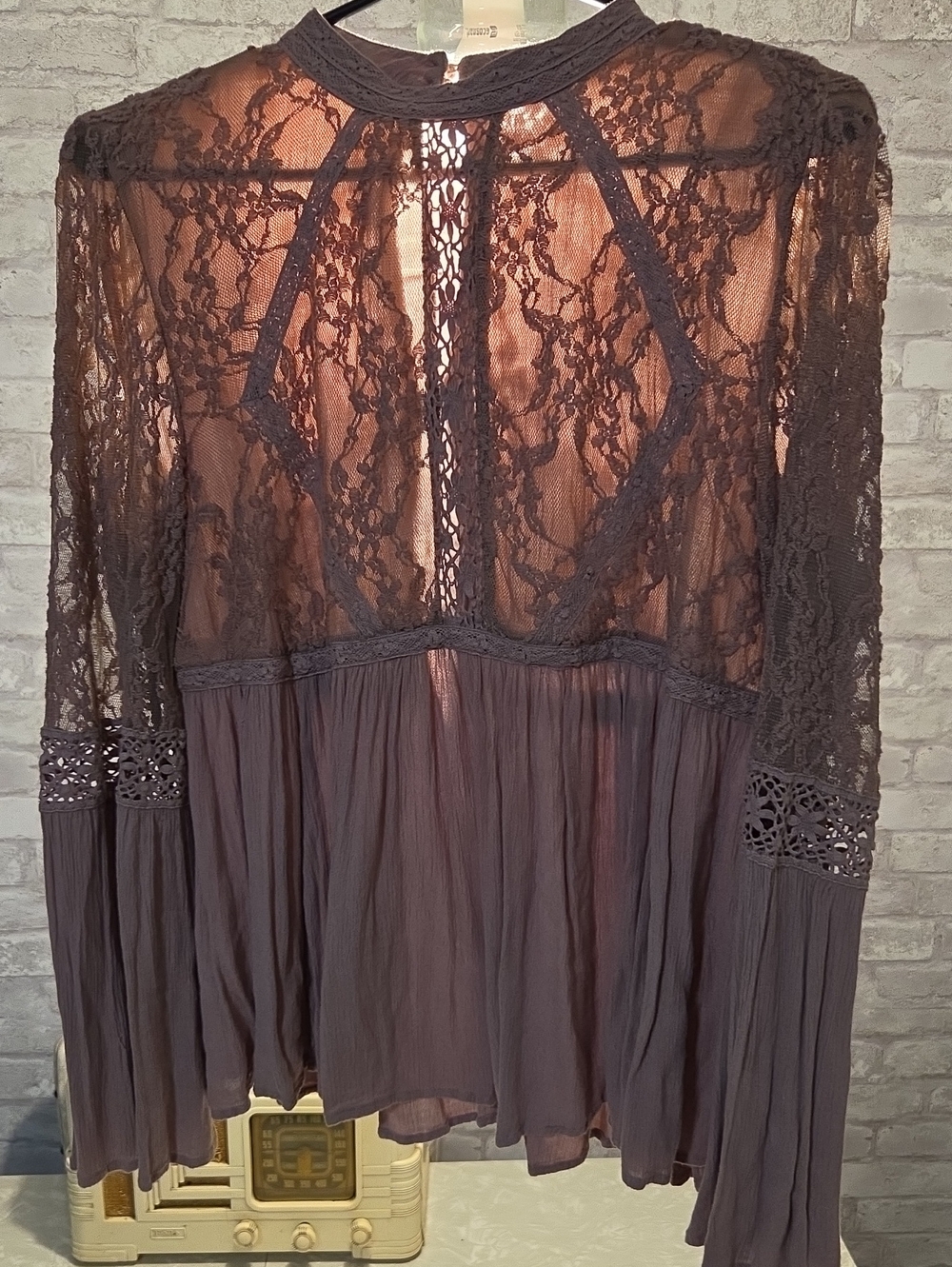 American Eagle Outfitters Dusty Rose Lace Peasant Blouse